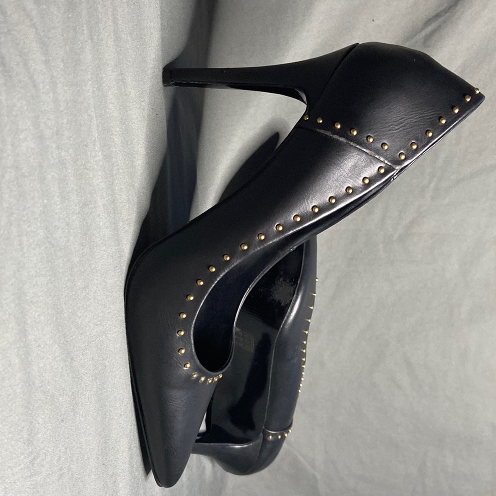 Black Stiletto Heel